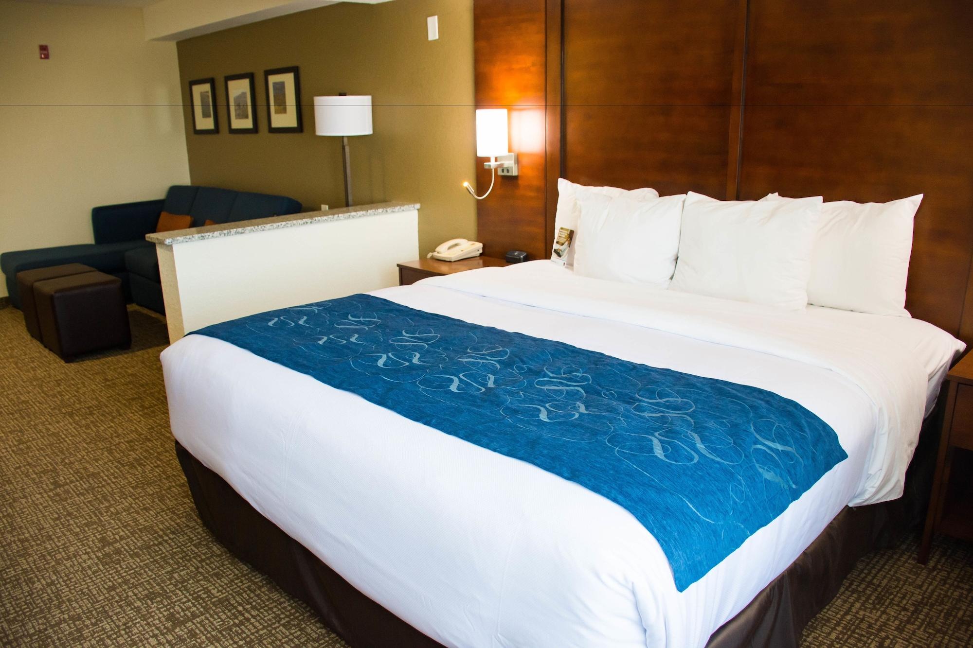 Comfort Suites El Paso Airport Екстер'єр фото