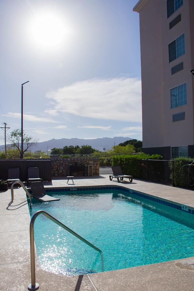Comfort Suites El Paso Airport Екстер'єр фото