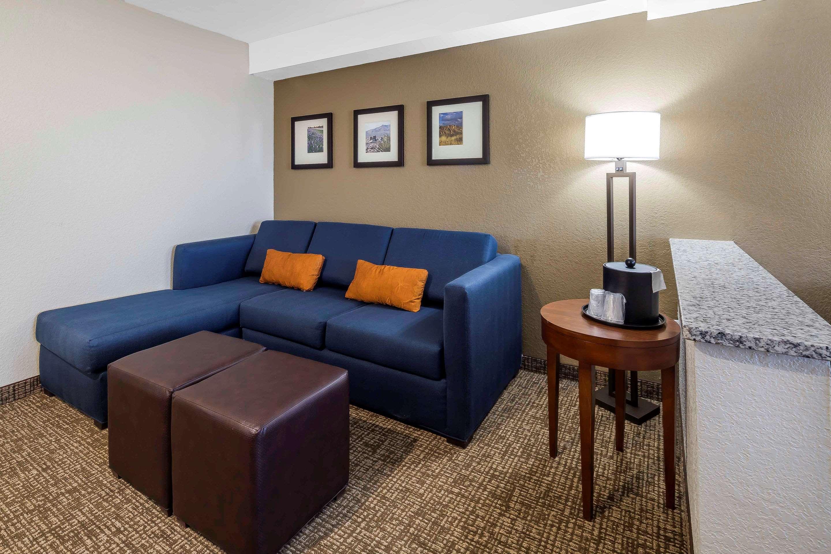 Comfort Suites El Paso Airport Екстер'єр фото