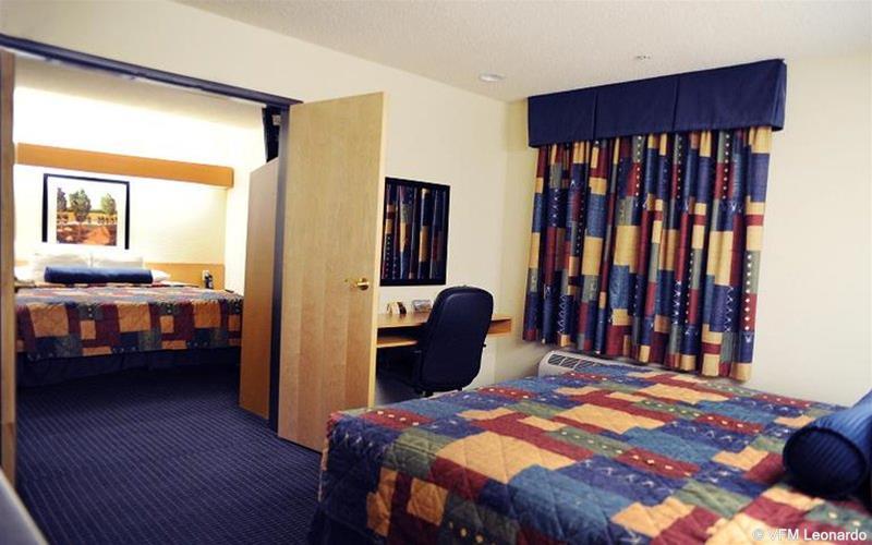 Comfort Suites El Paso Airport Екстер'єр фото