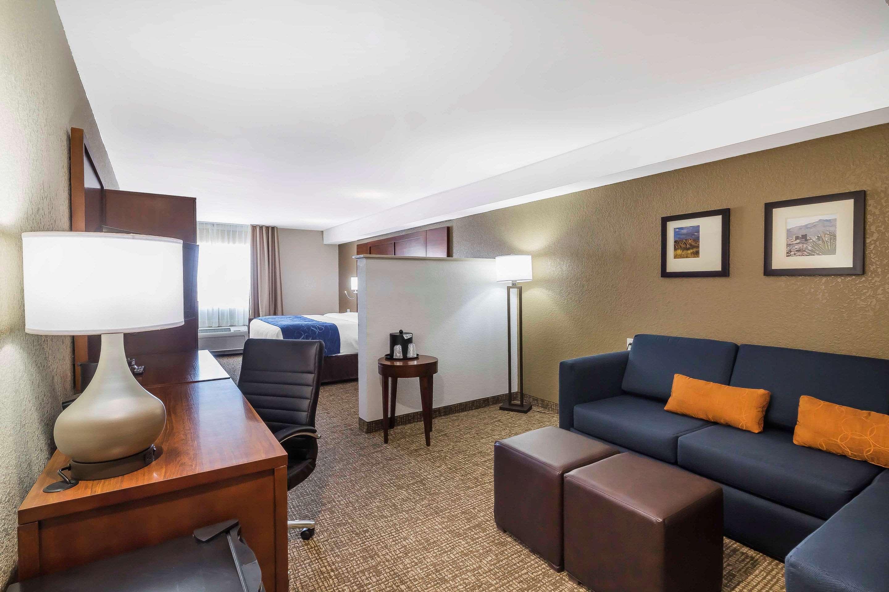 Comfort Suites El Paso Airport Екстер'єр фото