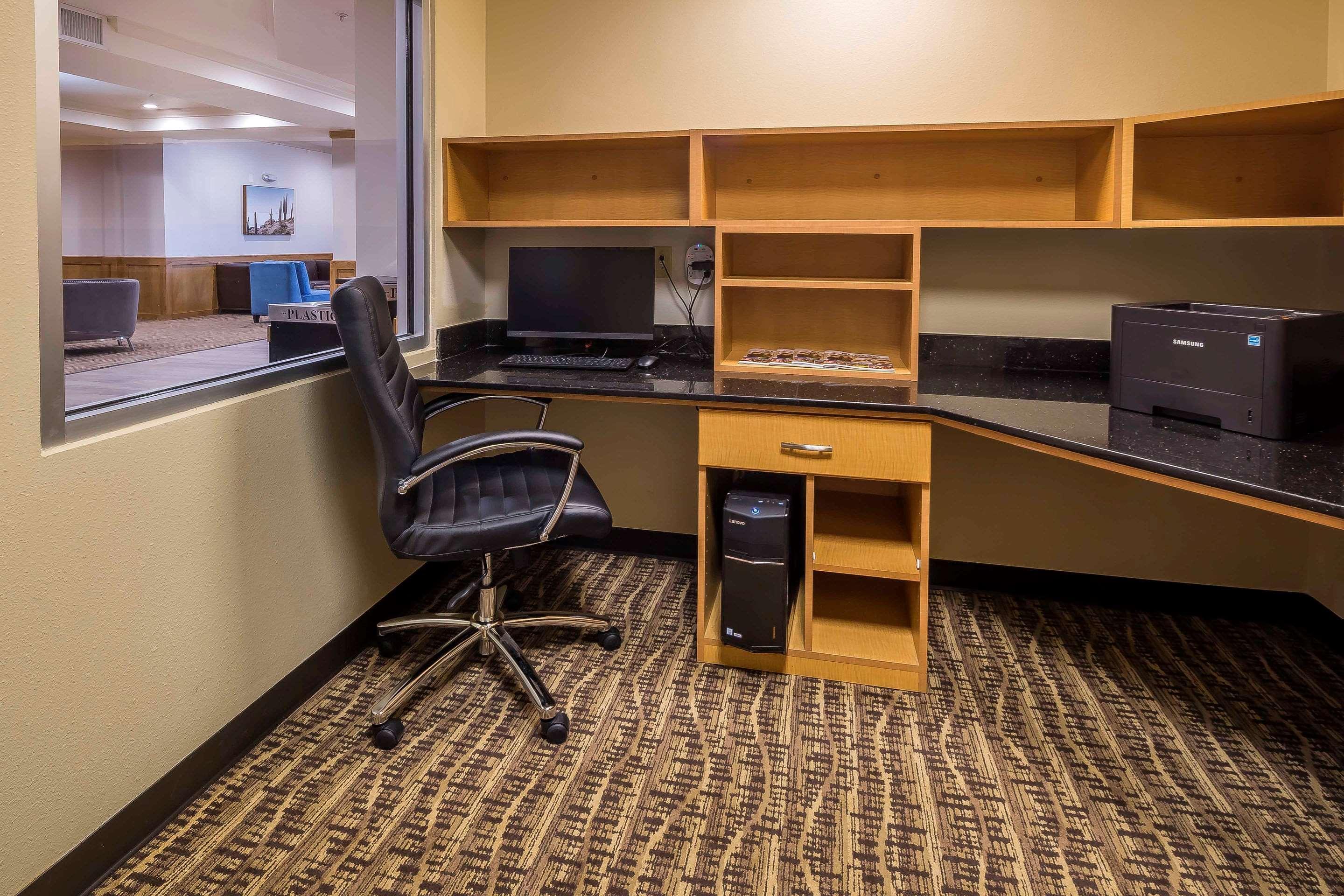 Comfort Suites El Paso Airport Екстер'єр фото