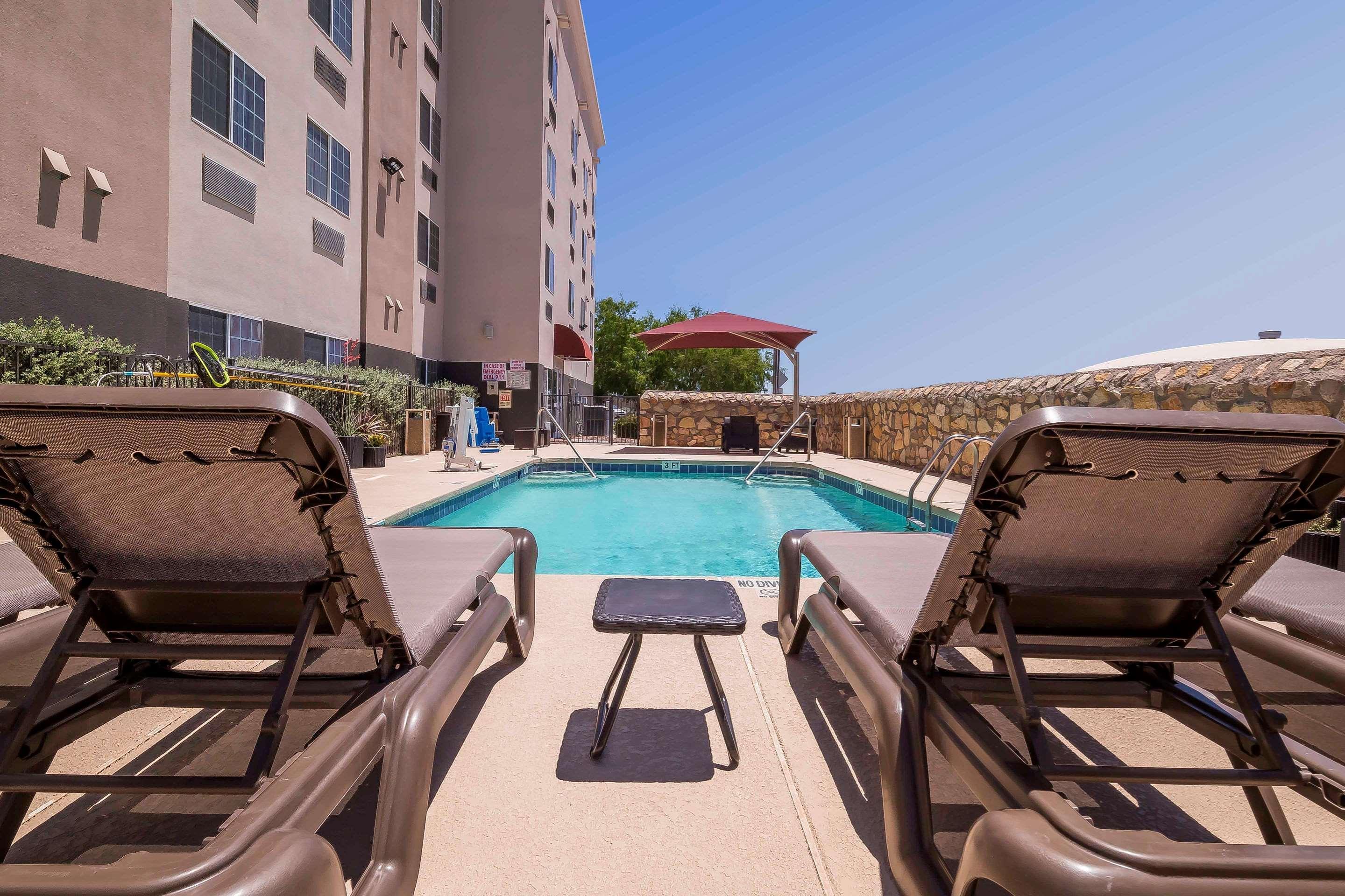 Comfort Suites El Paso Airport Екстер'єр фото